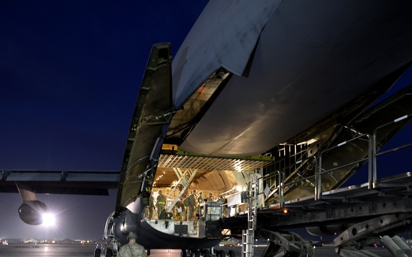 Expeditionary Airmen operate DOD's busiest single runway