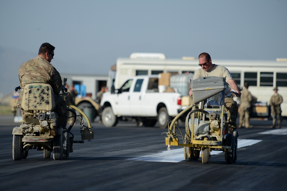 Expeditionary Airmen operate DOD's busiest single runway