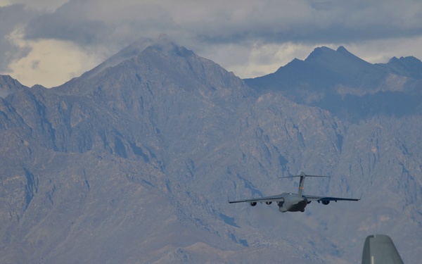 Expeditionary Airmen operate DOD's busiest single runway