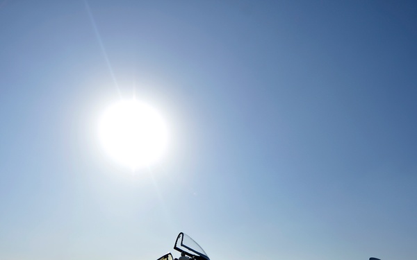 Tactical aircraft maintainers keep ’em flying