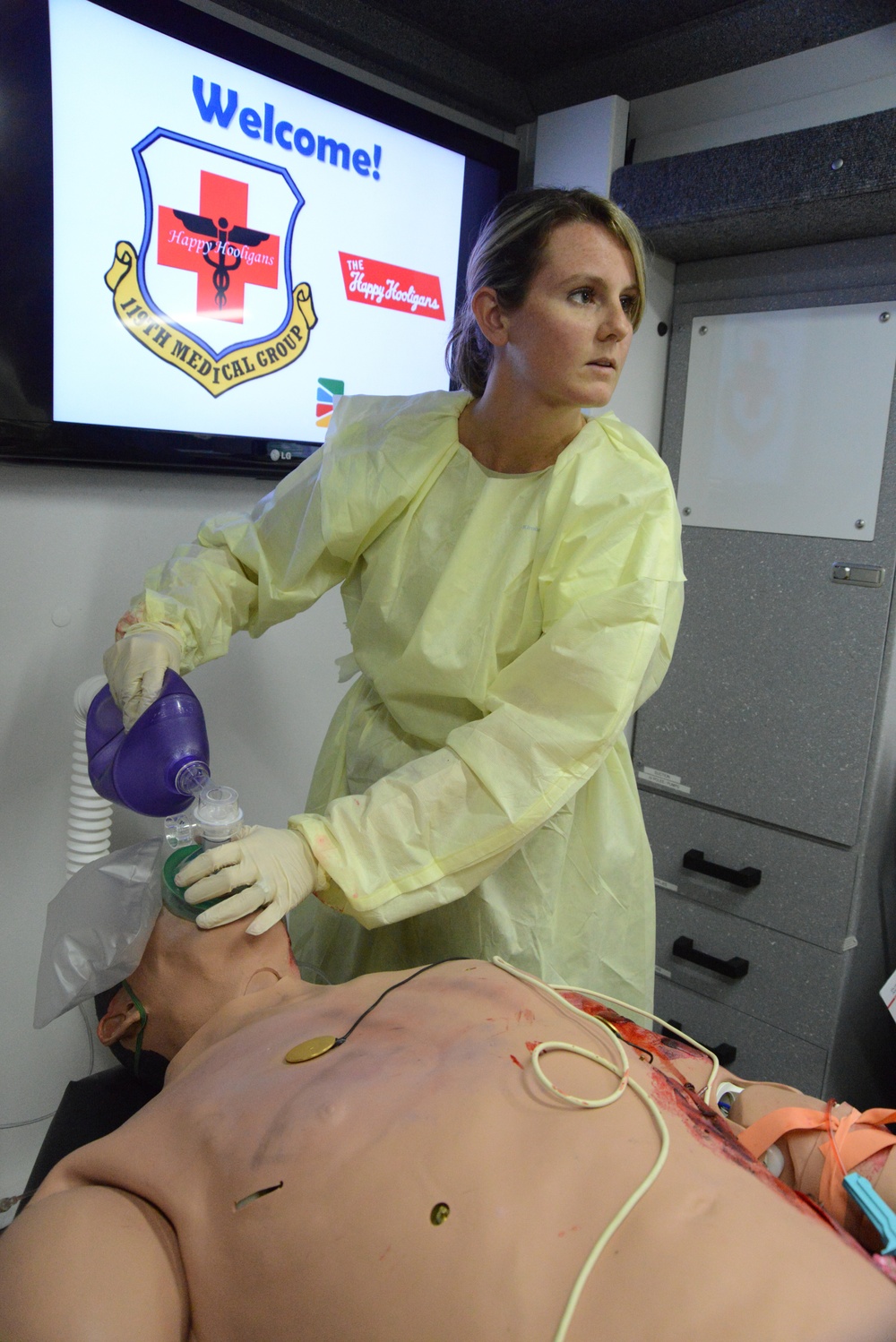 Human patient simulator medical training