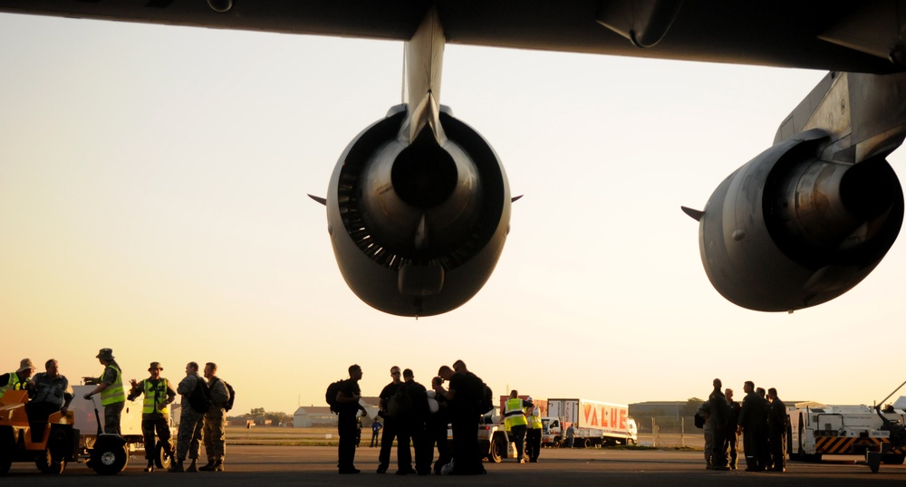 New York ANG C-17 arrives in South Africa for African Aerospace &amp; Defence Expo 2014