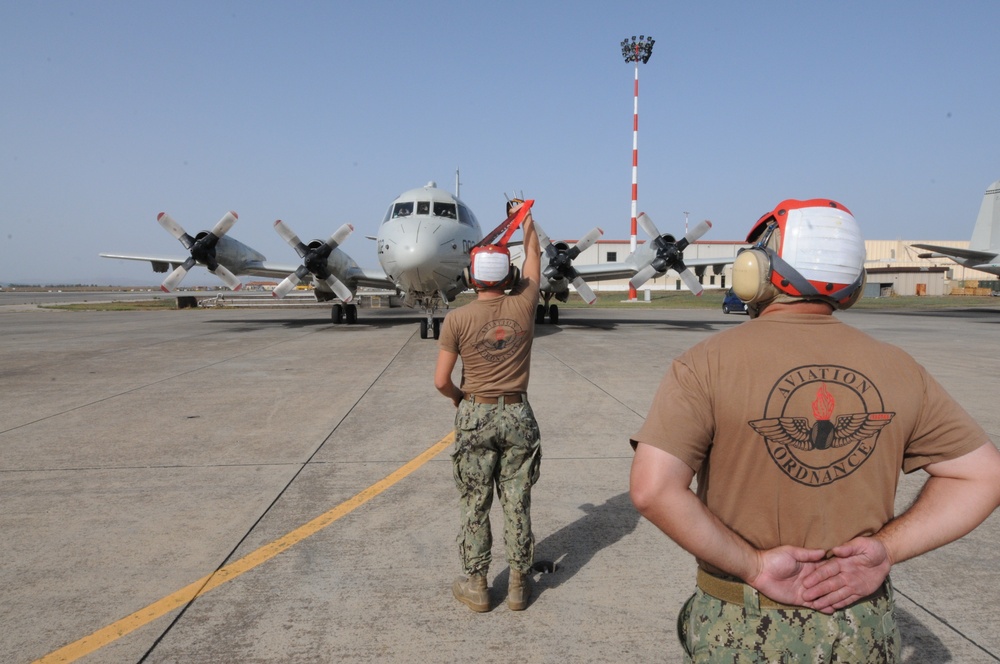 DVIDS Images Aircrafts Countermeasure Dispensing System Image 18 