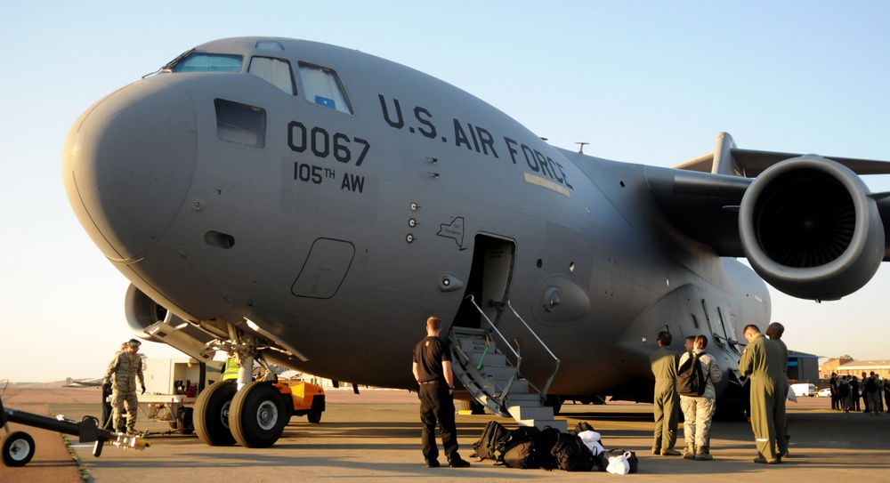 New York ANG C-17 arrives in South Africa for African Aerospace and Defence Expo 2014
