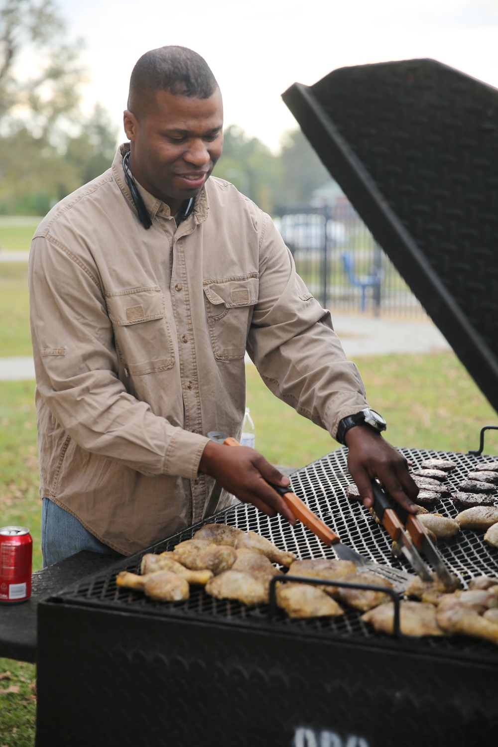 VMR-1 builds camaraderie with tailgate cookout