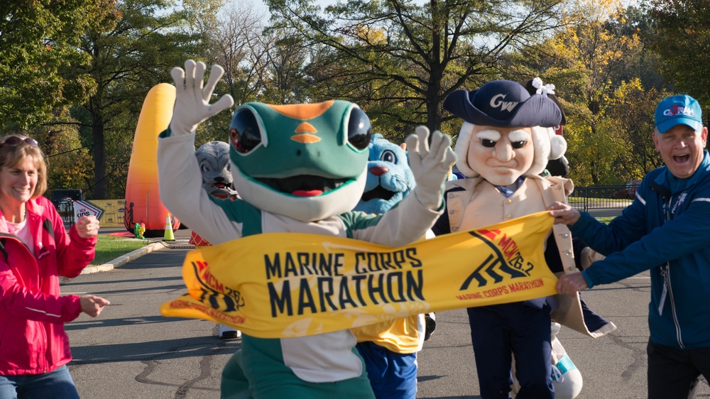Children master mile during Marine Corps Marathon Kids Run