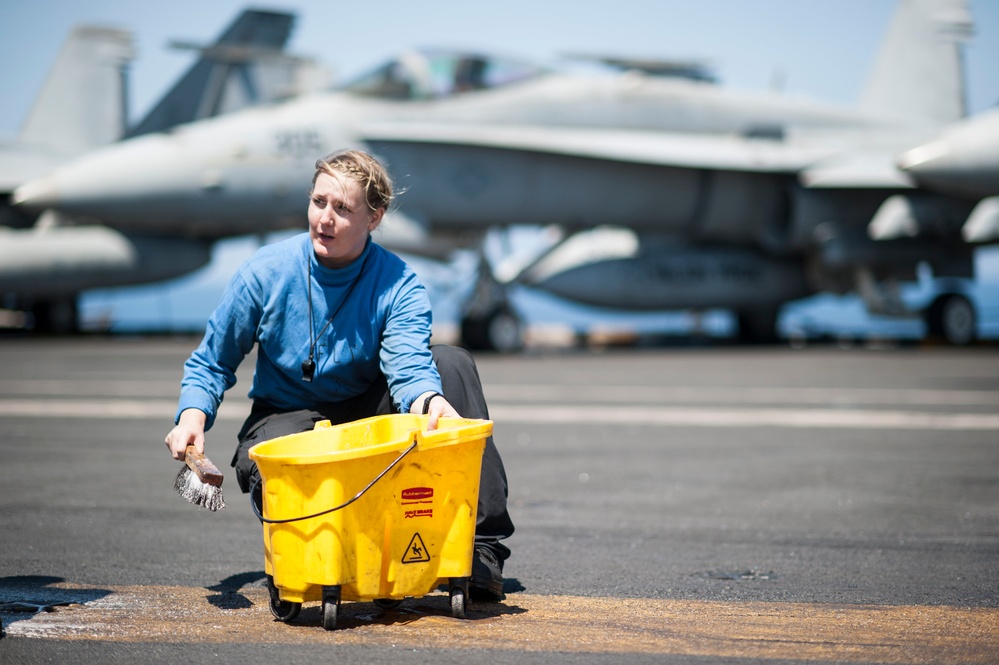 USS George H.W. Bush operations