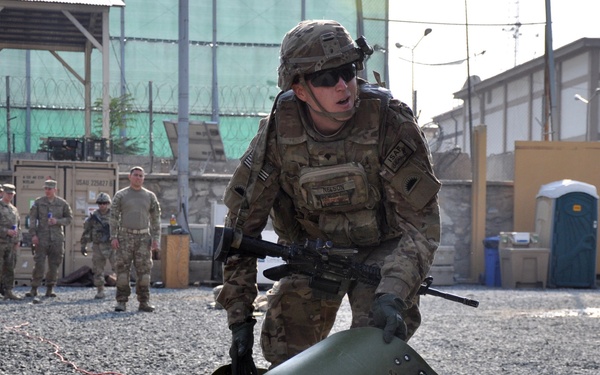 Oregon Soldiers complete medical training