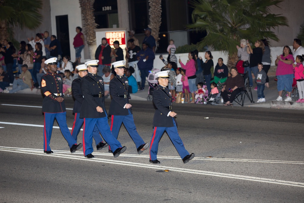 Marines March in Barstow Parade
