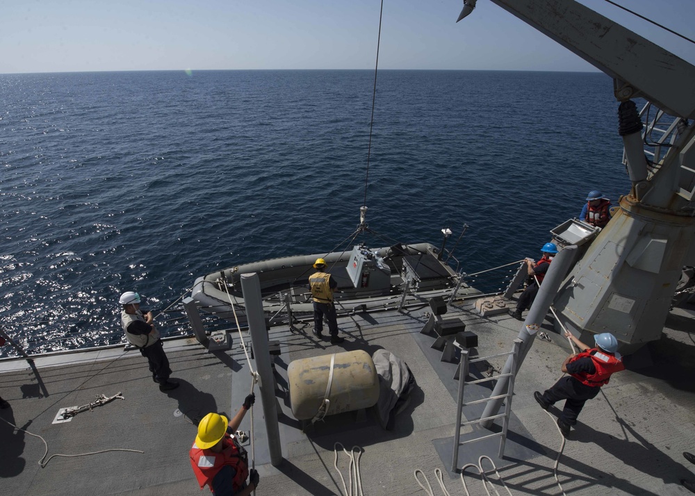 USS Dewey small boat exercise