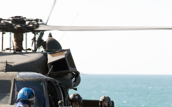 Deck landing qualification