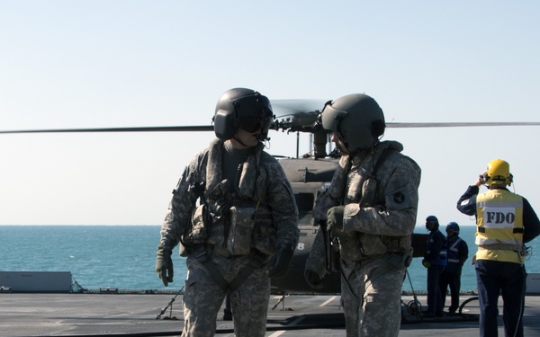 Deck landing qualification