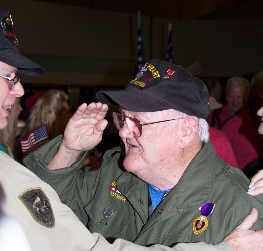 Honor Flight Pays Back to Those Who Served