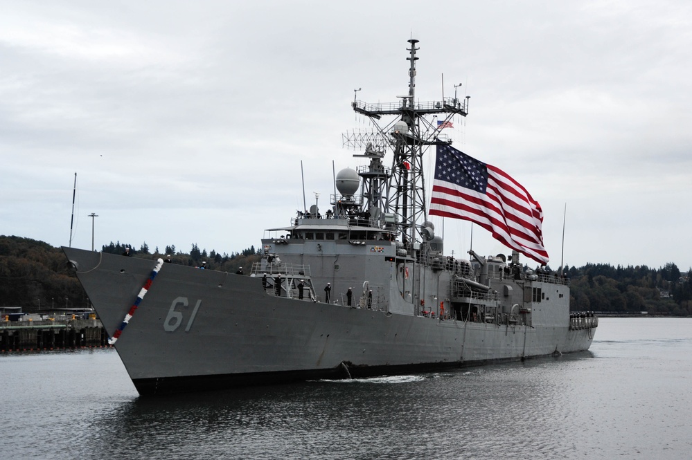 USS Ingraham homecoming
