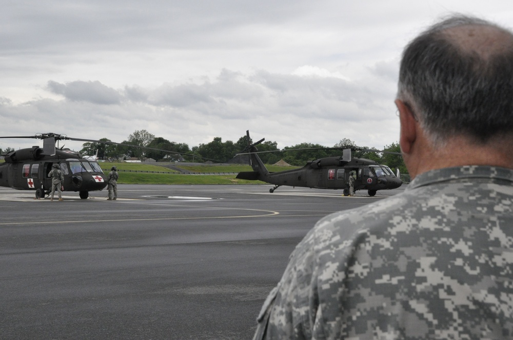 Black Hawks from the Delaware National Guard's 126th Aviation Detachment head to Fort Hood