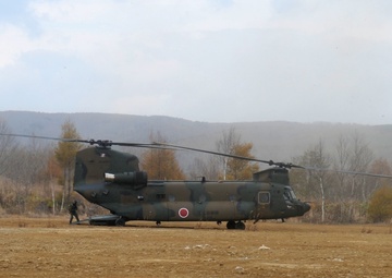 US and Japanese aviators work well together during Orient Shield 14