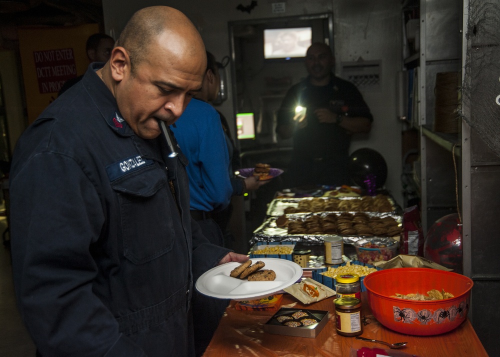 Engineering Department holds holiday party aboard USS Carl Vinson
