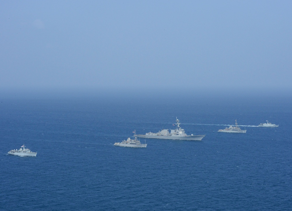 USS Sterett participates in IMCMEX