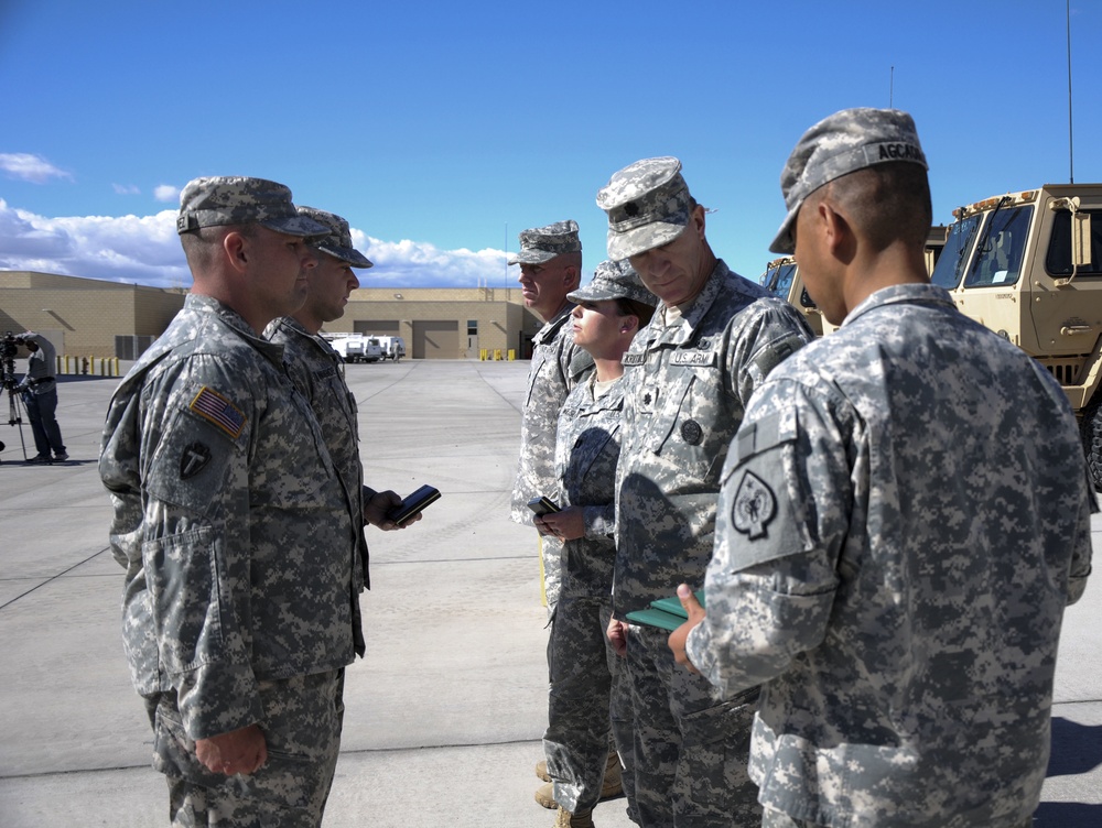 Nevada National Guard Soldiers receive awards for pulling car-crash victim from burning vehicle, assisting at the scene of the accident