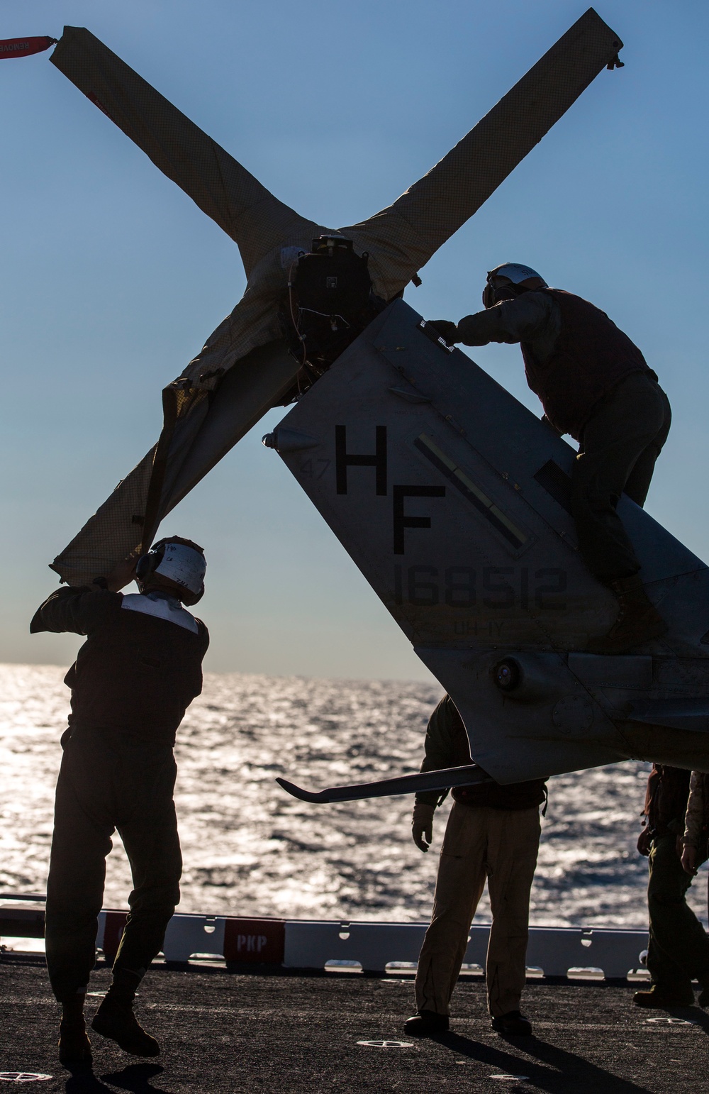 Aircraft maintenance on USS Kearsarge during exercise Bold Alligator 2014