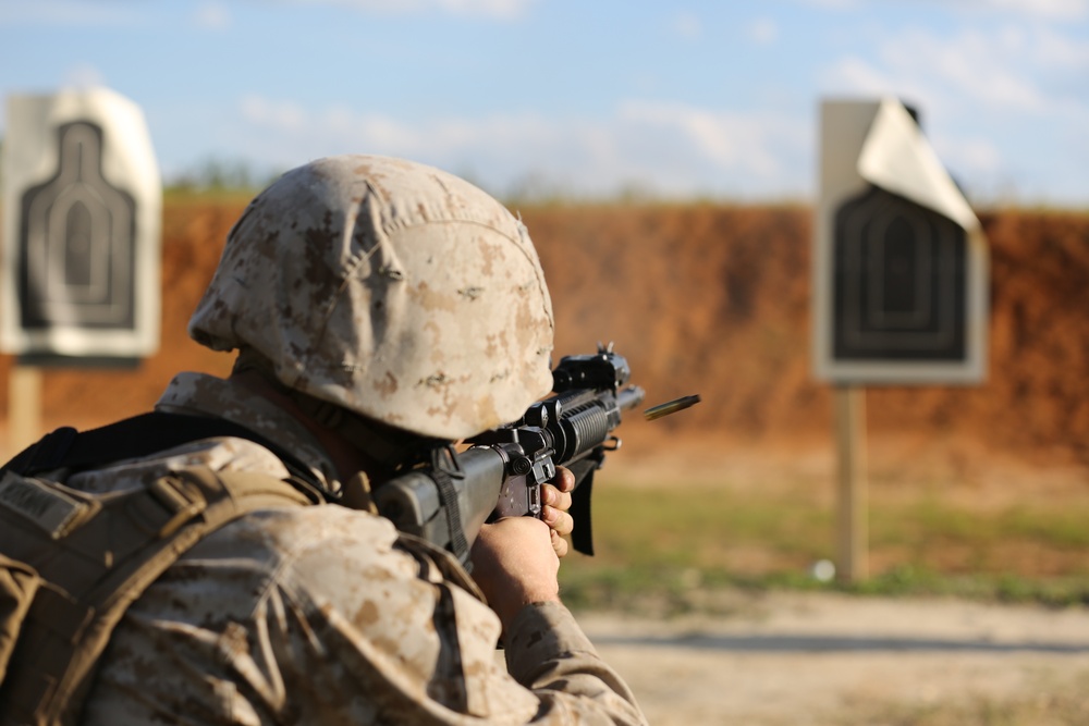 10th Marine Regiment conducts Combat Marksmanship Program