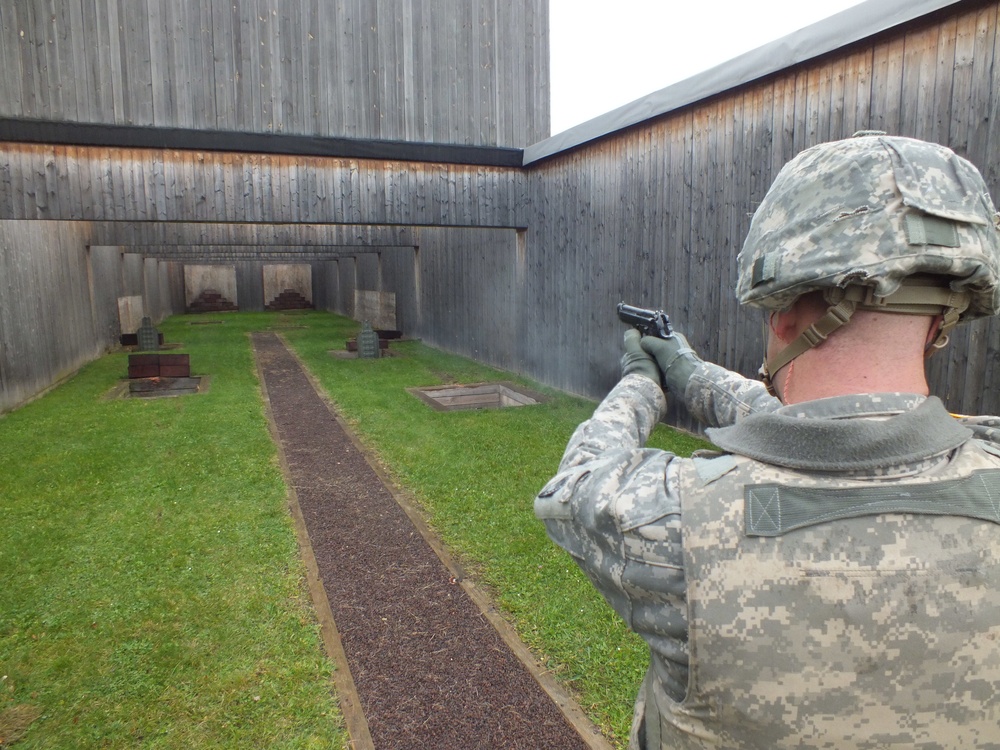 12th CAB Soldiers hone their gunfighter skills