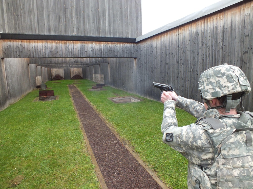 12th CAB Soldiers hone their gunfighter skills