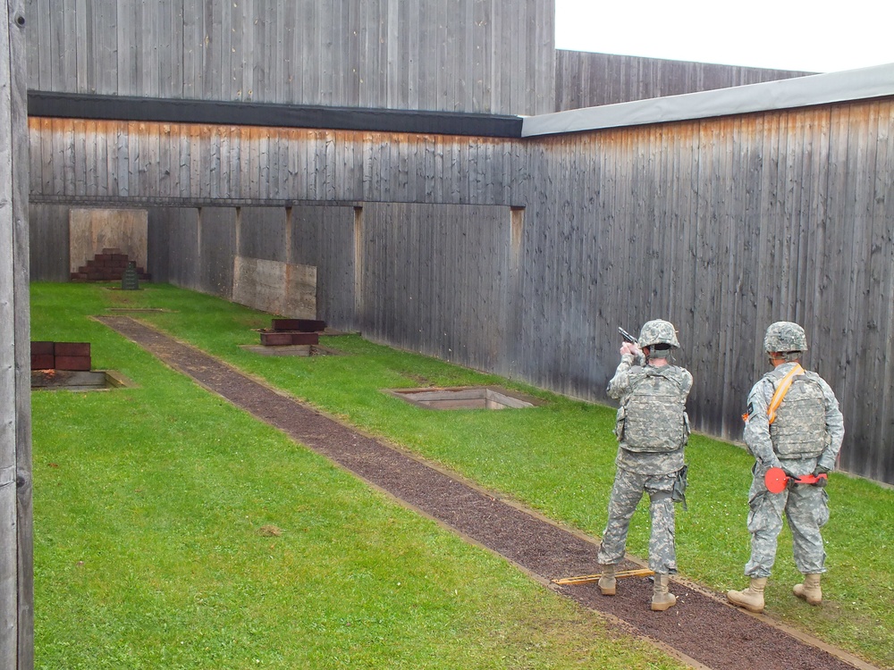12th CAB Soldiers hone their gunfighter skills