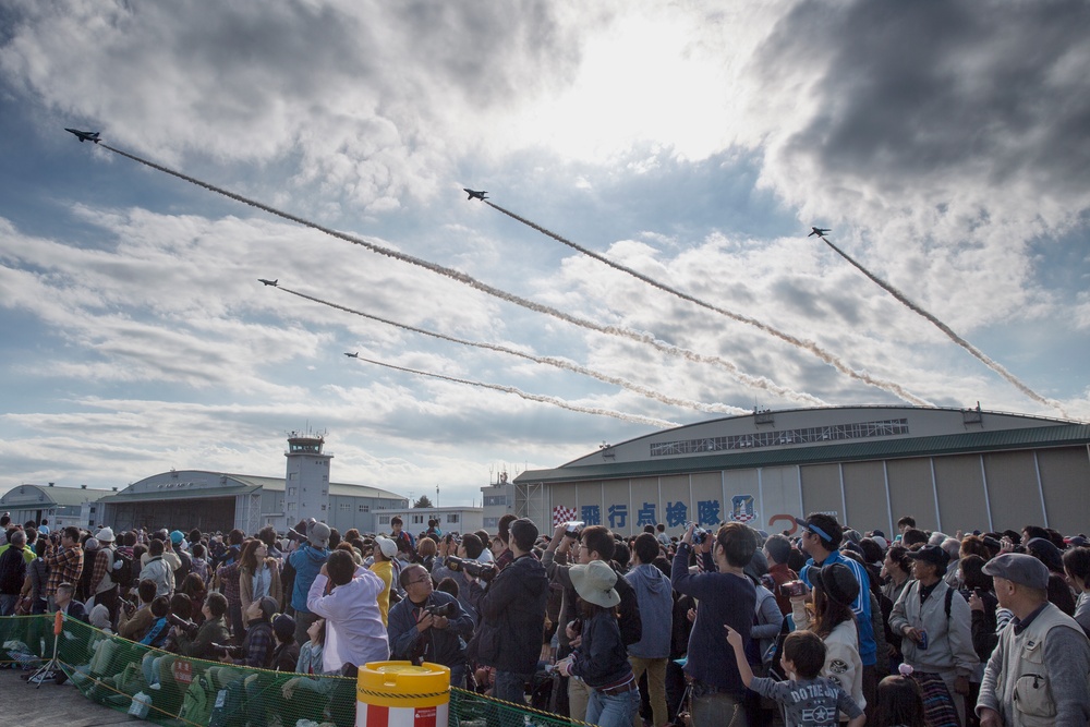 Yokota Airmen build partnerships at Iruma Air Show