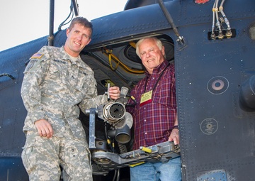 'Night Stalker' Battalion hosts Vietnam era aviators' reunion