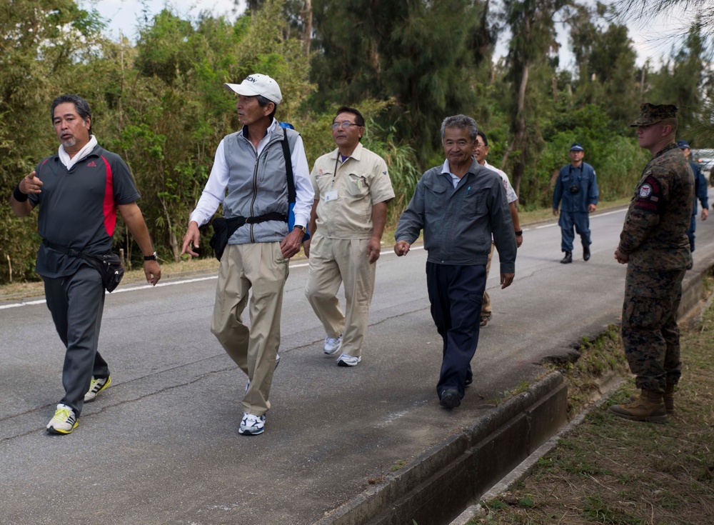 Kin Town residents, Marines practice tsunami evacuation