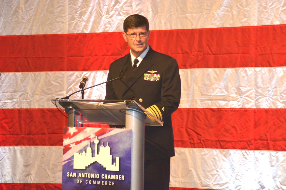 Chief of Naval Personnel speaks at Spirit of America Dinner