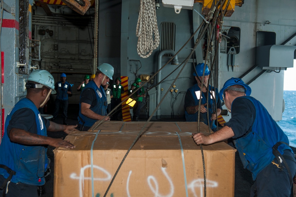 USS Carl Vinson replenishment