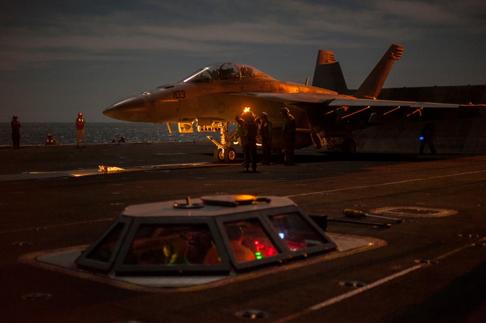 USS Carl Vinson night flight operations