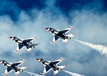 Thunderbirds perform their final air show of the 2014 season at Nellis Air Force Base, Nev.