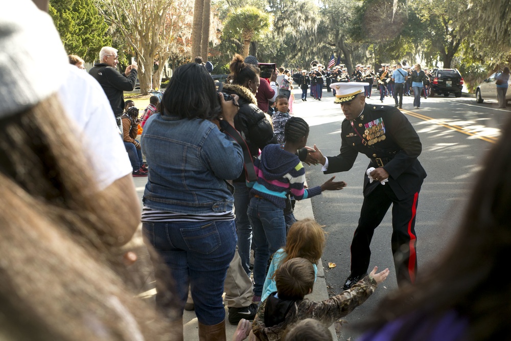 Marine Corps Recruit Depot Parris Island Commanding General greets locals during Beaufort, SC, Veteran's Day Parade