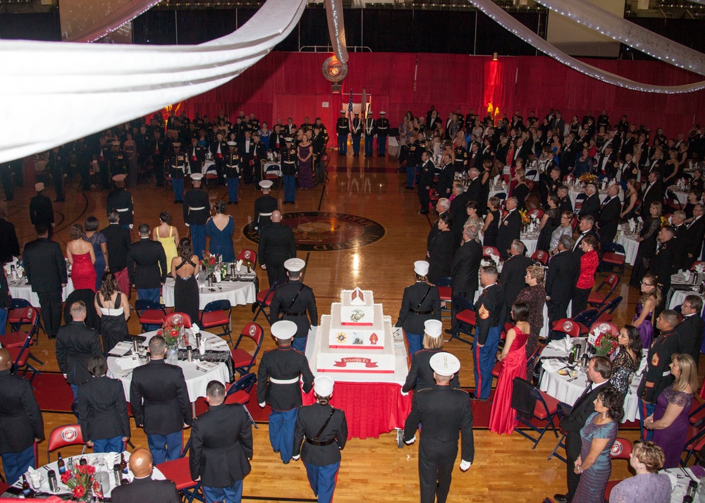 MCI-E Celebrates 239th Marine Corps Birthday