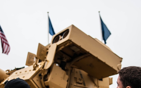 Estonian Prime Minister receives a 'Cav' welcome in Tapa