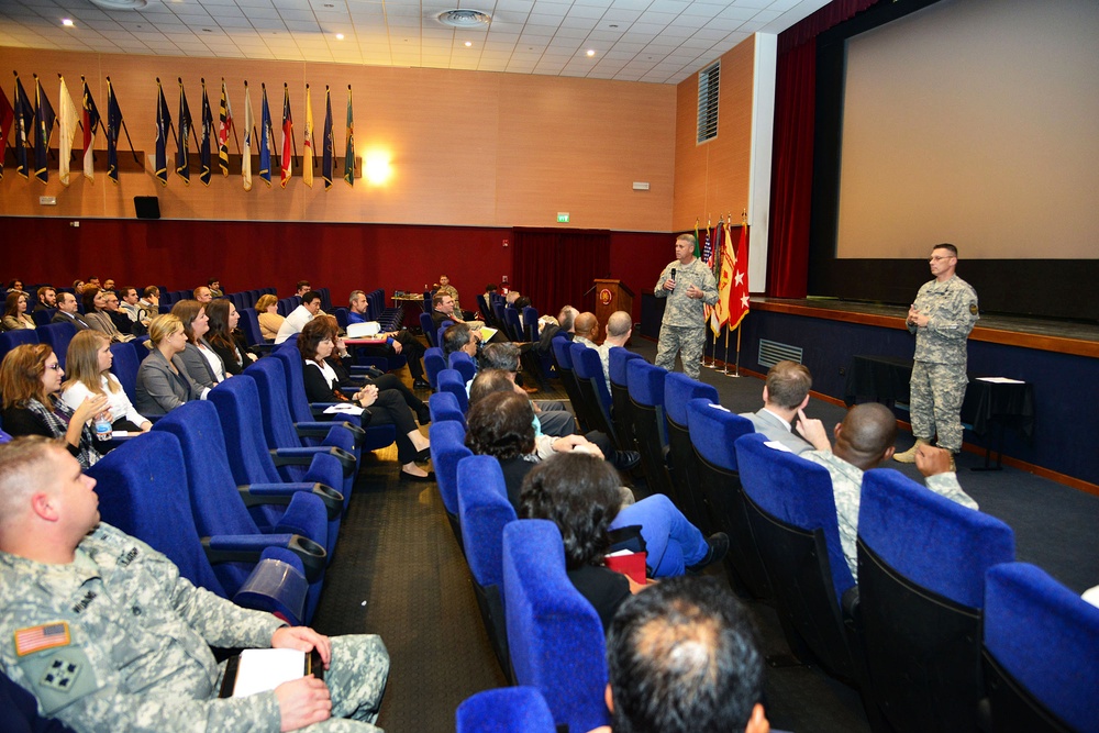 Lt. Gen. David D. Halverson visits Caserma Ederle in Vicenza