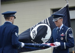 Airmen gather to thank and honor America’s veterans