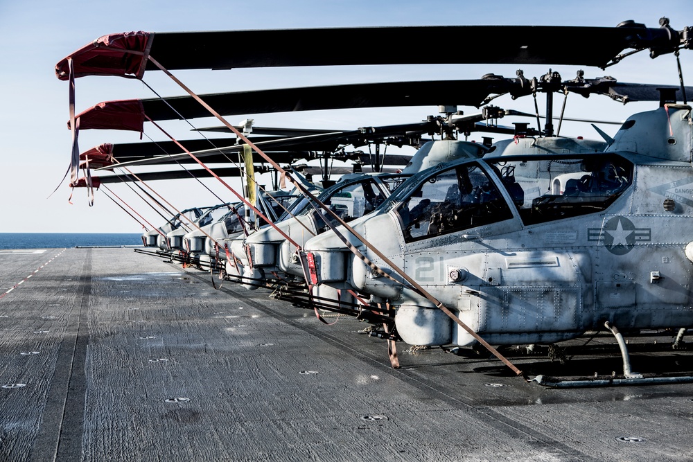 AH-1Z Super Cobras during Bold Alligator 2014