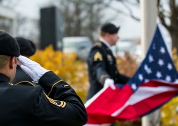 Army Reserve troops retire flag at Argonne National Laboratory