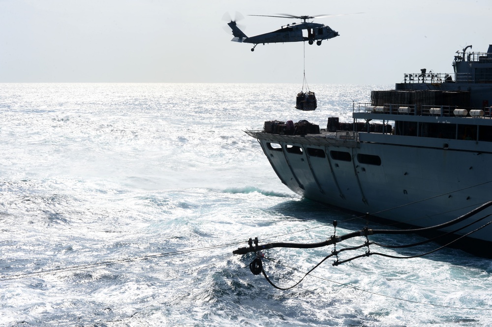 USS Bunker Hill replenishment