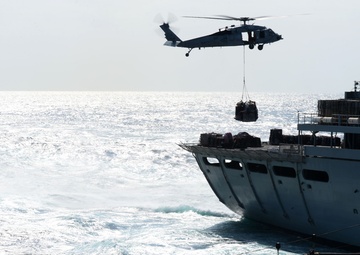 USS Bunker Hill replenishment