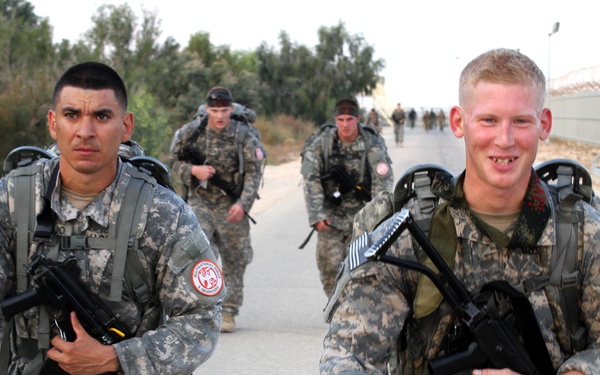 US Soldiers participate in Colombian ‘Death March’