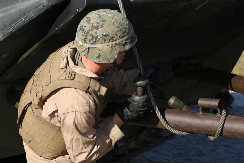 Integrated Task Force Marines get hands-on with AAVs