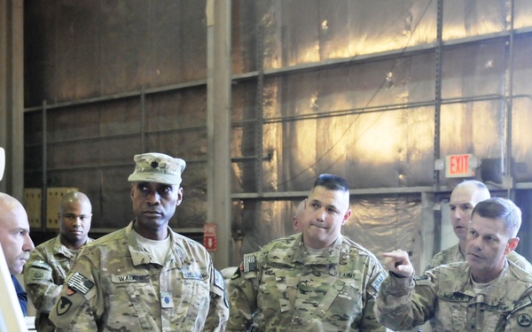 Hon. Abizaid visits with Sustainers