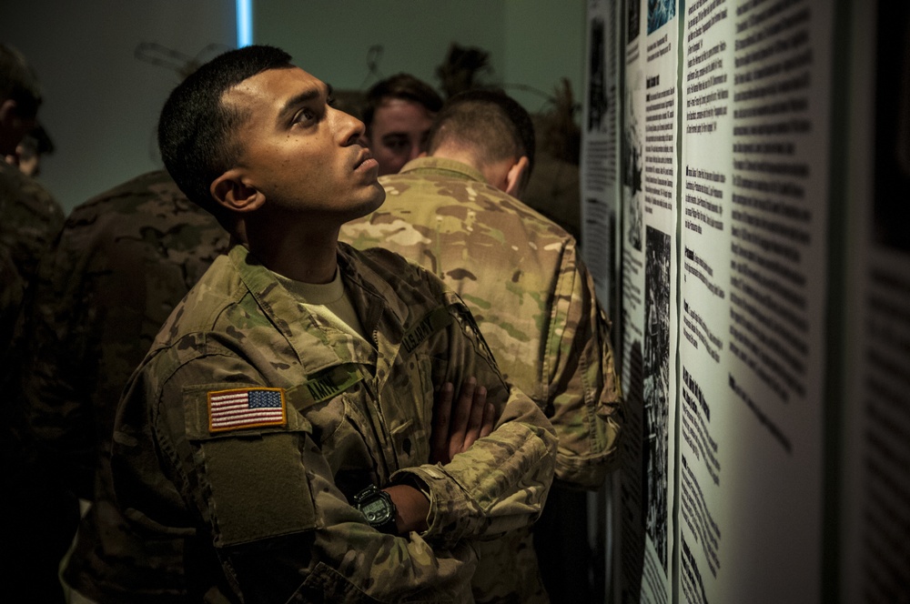 US Soldiers tour Estonian War Museum