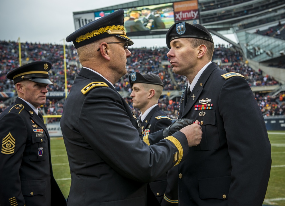 DVIDS - Images - Chicago based service-members take the field at