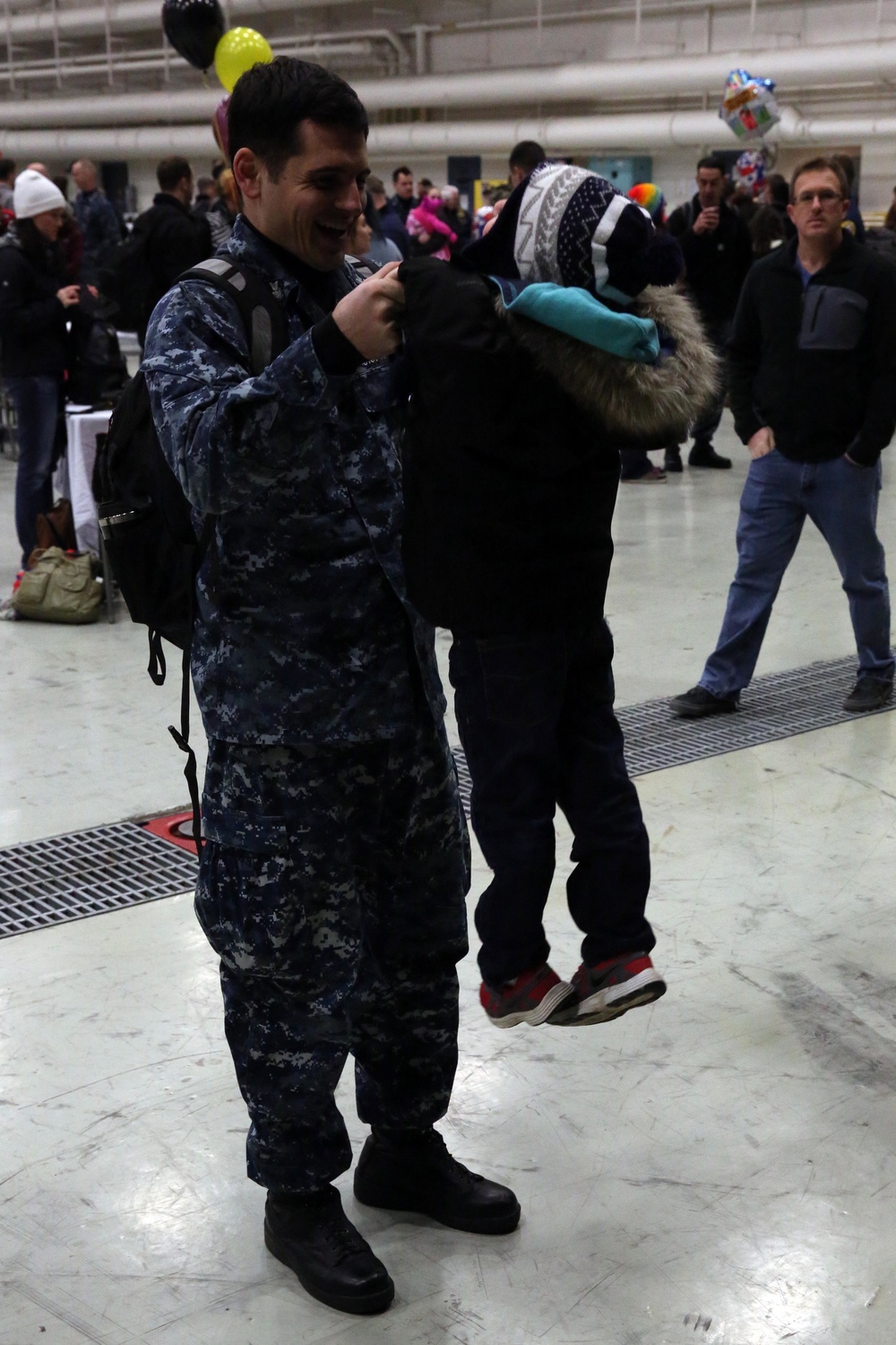 USS George H. W. Bush (CVN 77) homecoming